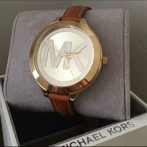 Almost new MICHAEL KORS WATCH